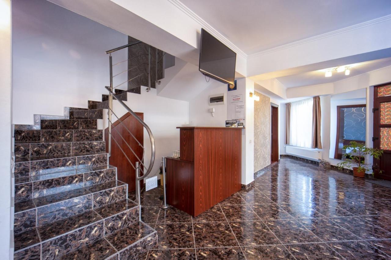 Hotel Amedeia Bran  Zewnętrze zdjęcie