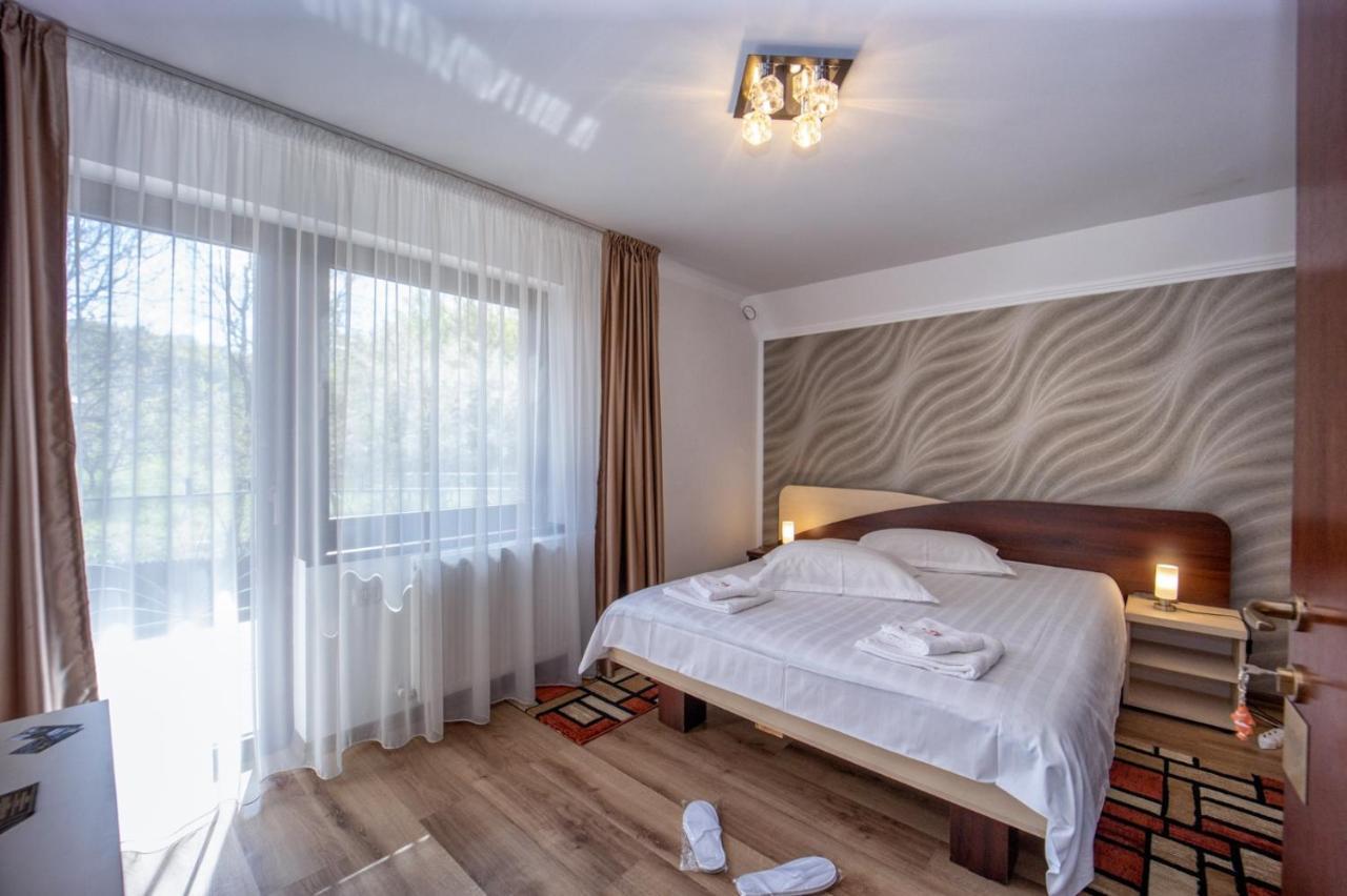 Hotel Amedeia Bran  Zewnętrze zdjęcie